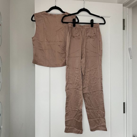 lunya Intimates & Sleepwear Lunya Washable Silk Pants Cropped Tank